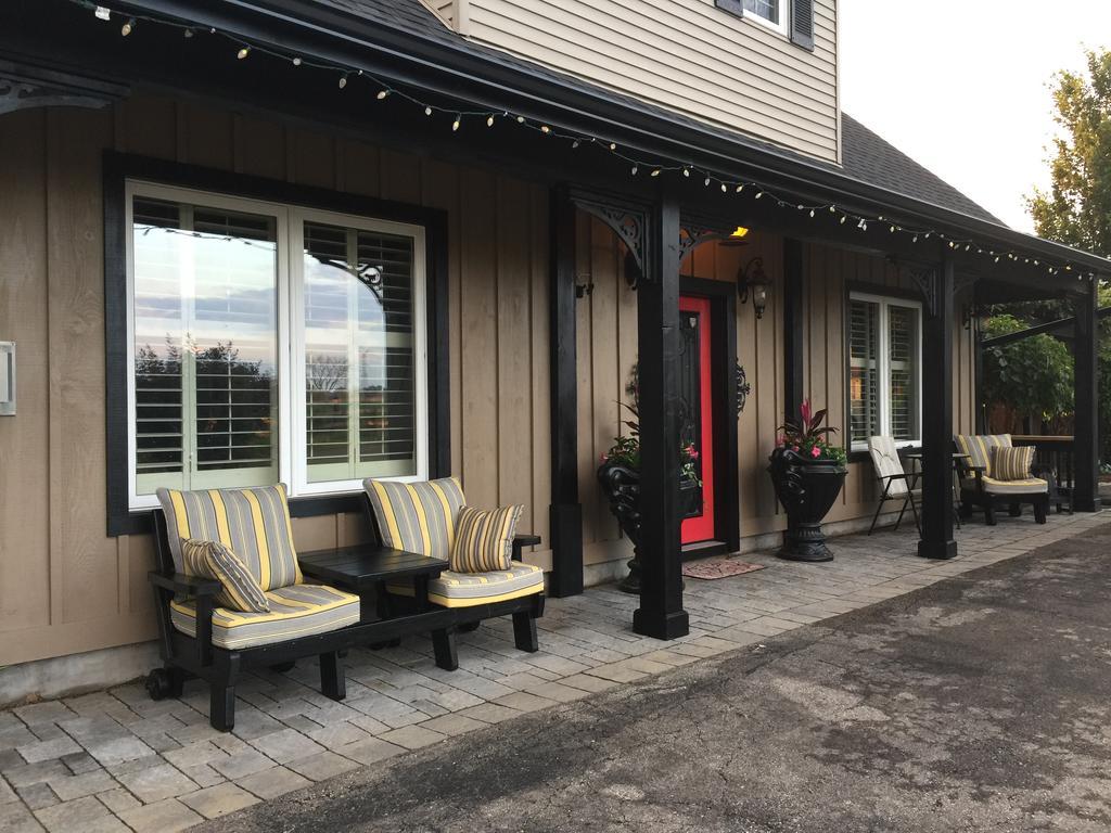 Serenity Ranch Bed & Breakfast Ancaster Luaran gambar