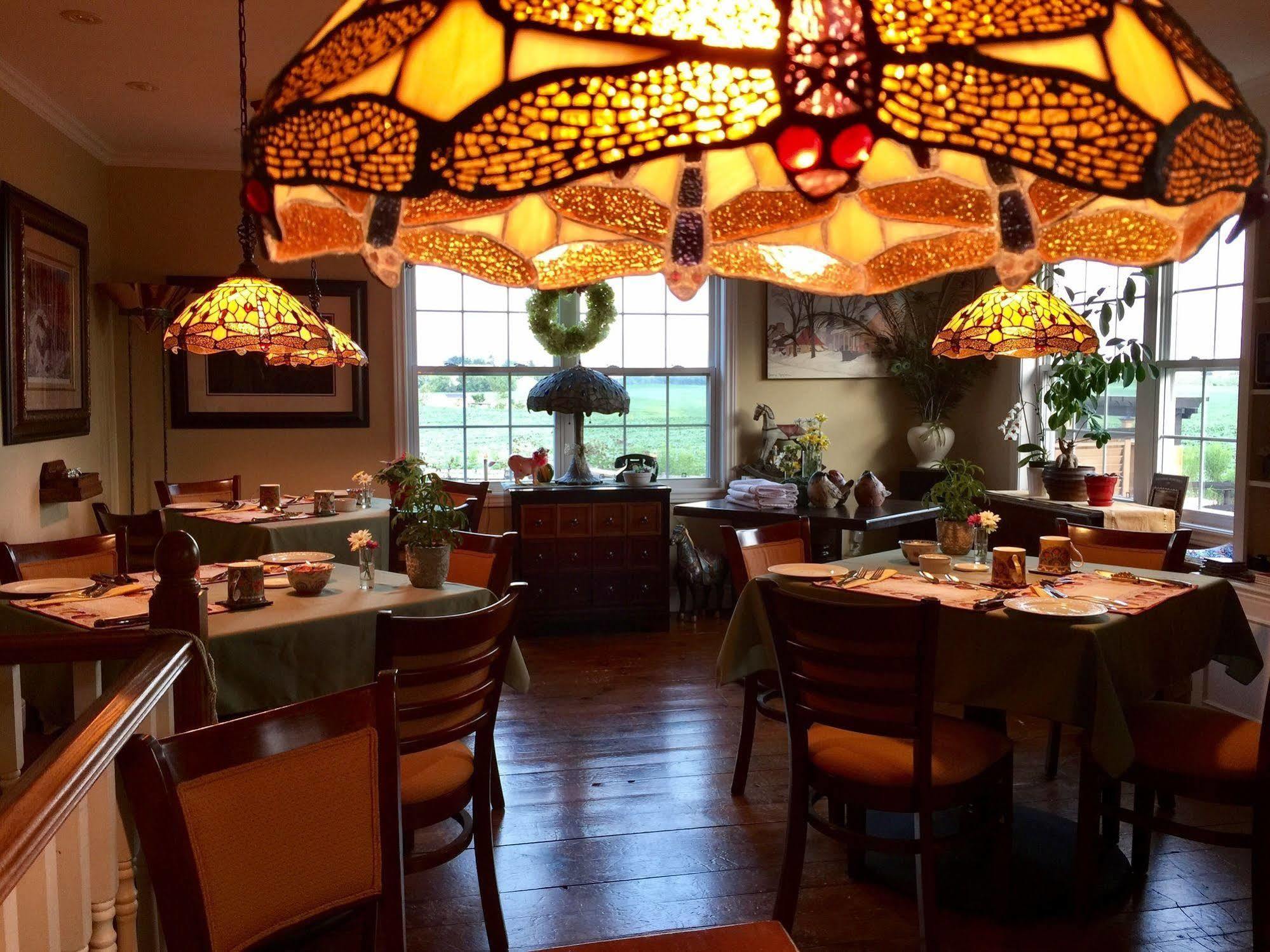 Serenity Ranch Bed & Breakfast Ancaster Luaran gambar