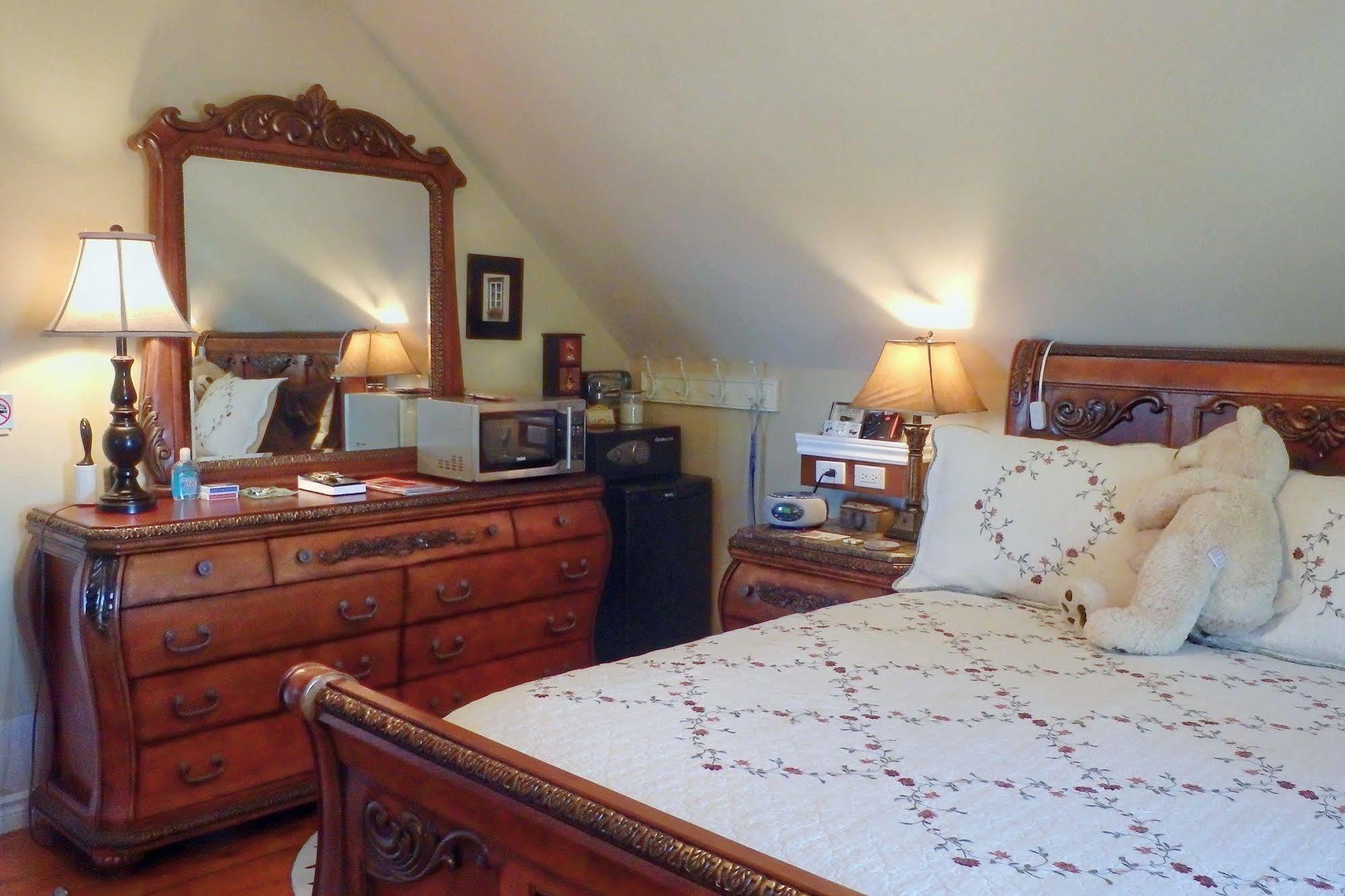Serenity Ranch Bed & Breakfast Ancaster Luaran gambar